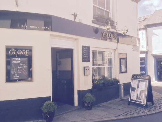 Gallery - The Globe Inn