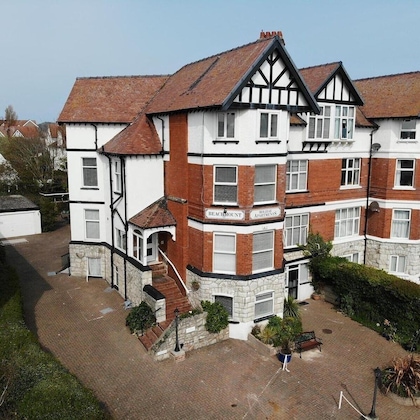 Gallery - Beachmount Holiday Apartments