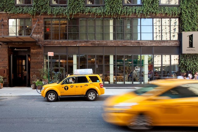 Gallery - 1 Hotel Central Park