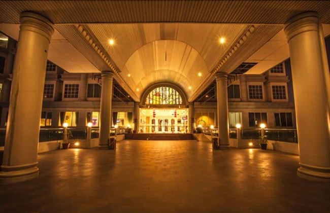 Gallery - King's Hotel Nagoya Batam