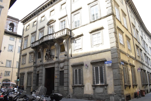 Gallery - Palazzo Tucci Residenza D'epoca