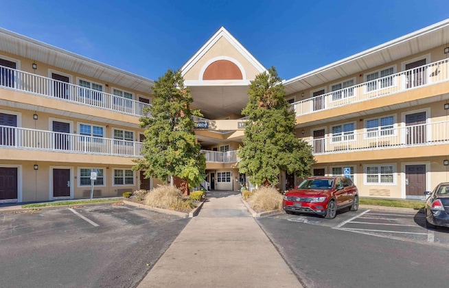 Gallery - Extended Stay America St. Louis Westport East Lackland Rd.