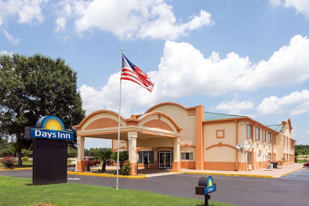 Gallery - Days Inn By Wyndham Coliseum Montgomery Al