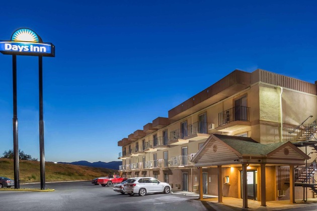 Gallery - Days Inn By Wyndham Medford