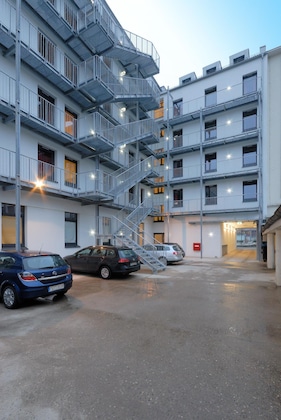 Gallery - B&B Hotel Nürnberg-Hbf