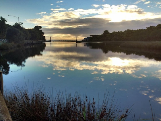 Gallery - Chatby Lane Lorne