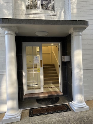 Gallery - Greenwich Inn Sydney Hotel