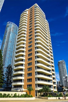 Gallery - Zenith Ocean Front Apartments