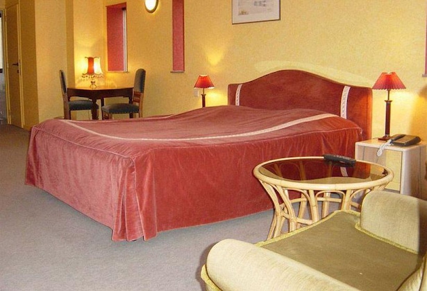 Gallery - Hostellerie La Claire Fontaine