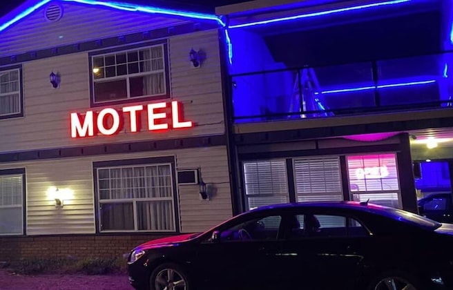 Gallery - Imperial Motel