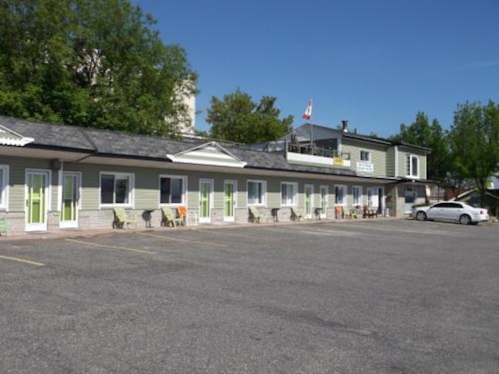 Gallery - Haileybury Beach Motel