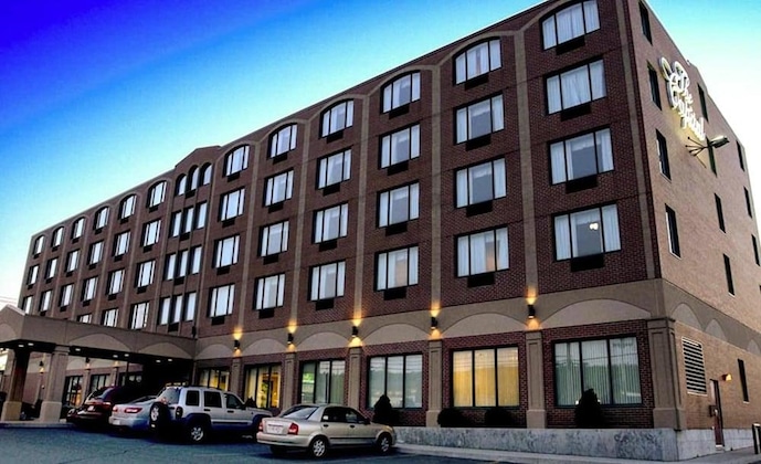 Gallery - Capital Hotel