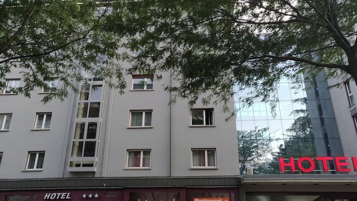 Gallery - Campanile Martigny