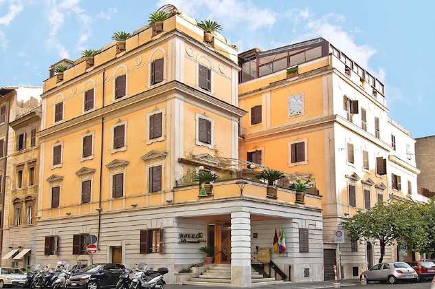 Gallery - Hotel Museum