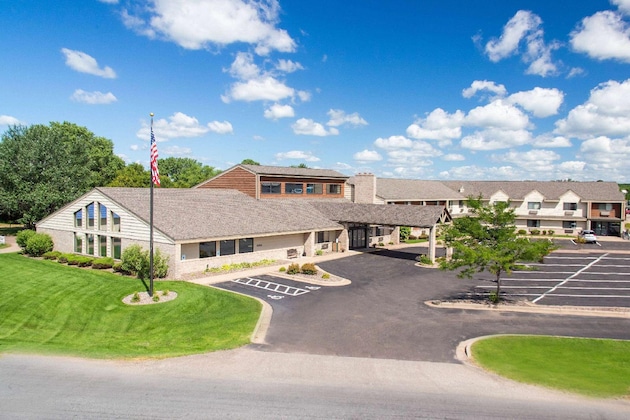 Gallery - Americinn By Wyndham Eau Claire
