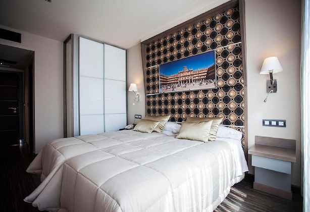 Gallery - Hostal Barcelona