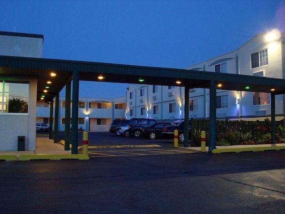 Gallery - O'hare Inn & Suites