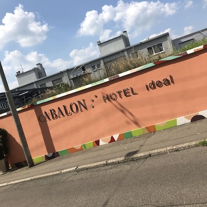 Gallery - Abalon Hotel Ideal