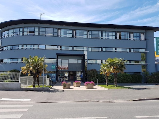 Gallery - B&B Hotel La Rochelle Centre Les Minimes