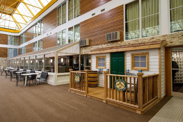 Gallery - Superior Inn Hotel And Conference Centre Thunder Bay