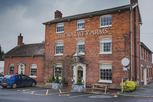 Gallery - The Salwey Arms