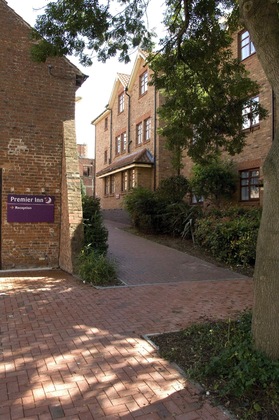 Gallery - Premier Inn York City (Blossom St North)