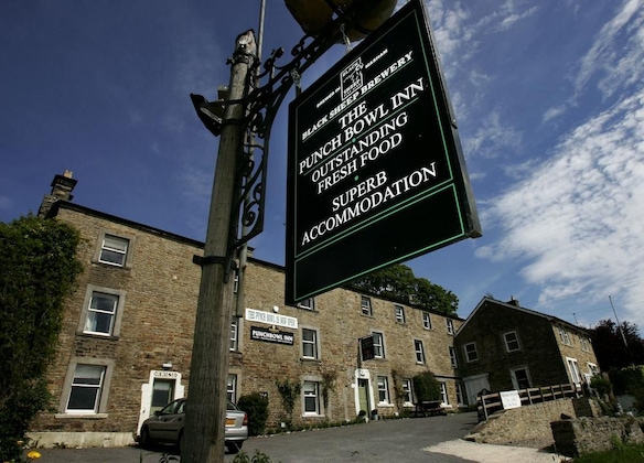 Gallery - The Punch Bowl Inn