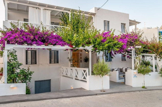 Gallery - Milos Bay Suites
