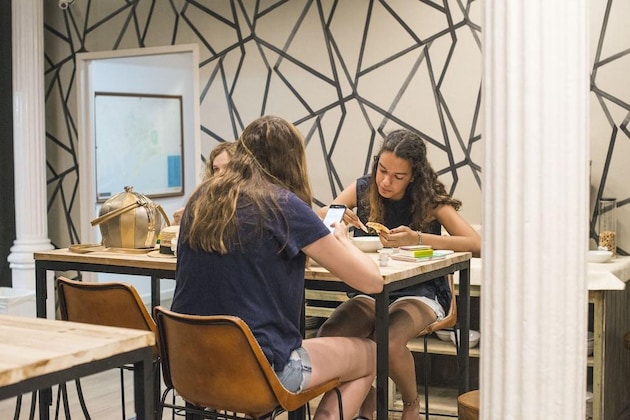 Gallery - Safestay Barcelona Gothic