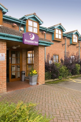 Gallery - Premier Inn Leicester South (Oadby)