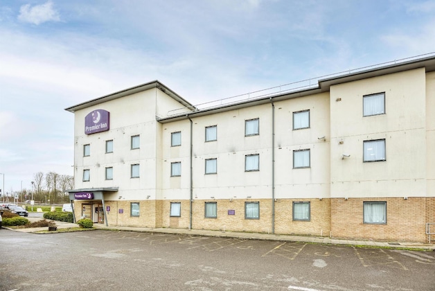 Gallery - Premier Inn Andover