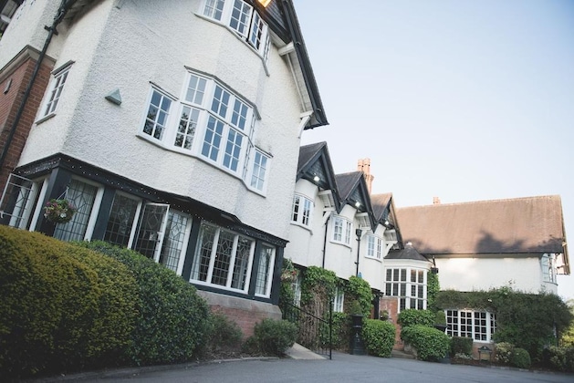 Gallery - Mere Court Hotel