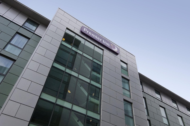 Gallery - Premier Inn Barnsley Central M1 J37