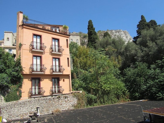 Gallery - Come In Sicily - Al Teatro