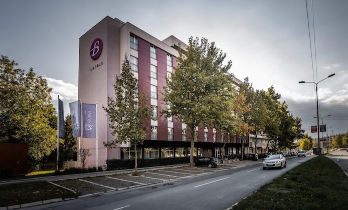Gallery - Bleecker Hotels