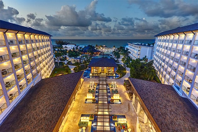 Gallery - Hideaway at Royalton Blue Waters, An Autograph Collection all-Inclusive Resort – Adults Only