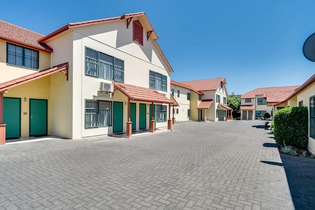 Gallery - Cumberland Court Motel