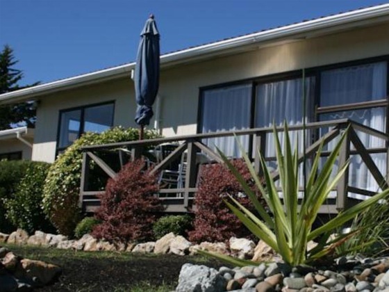 Gallery - Pohara Beachfront Motel