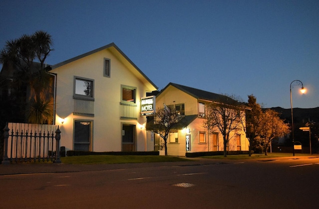 Gallery - La Rochelle Motel
