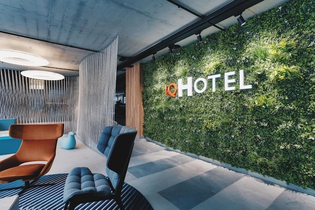 Gallery - Iq Hotel