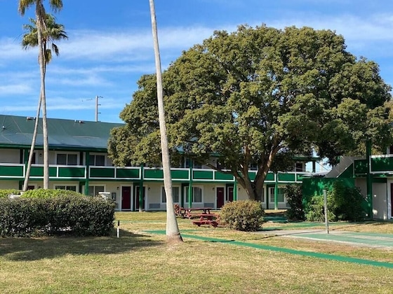 Gallery - Inn On The Green