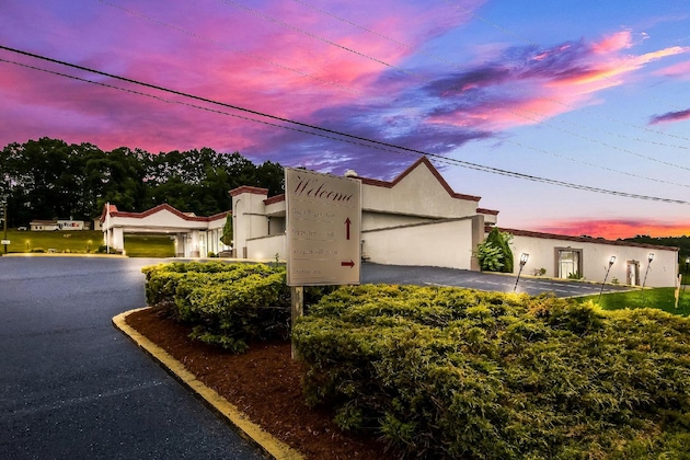 Gallery - Red Roof Inn New Stanton