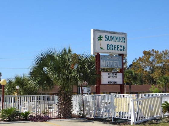 Gallery - Summer Breeze Motel