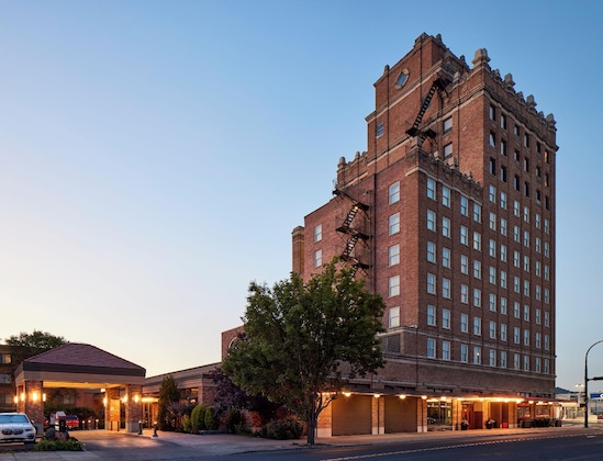 Gallery - The Marcus Whitman Hotel And Conference Center