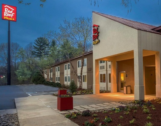 Gallery - Red Roof Inn Plus+ South Deerfield - Amherst