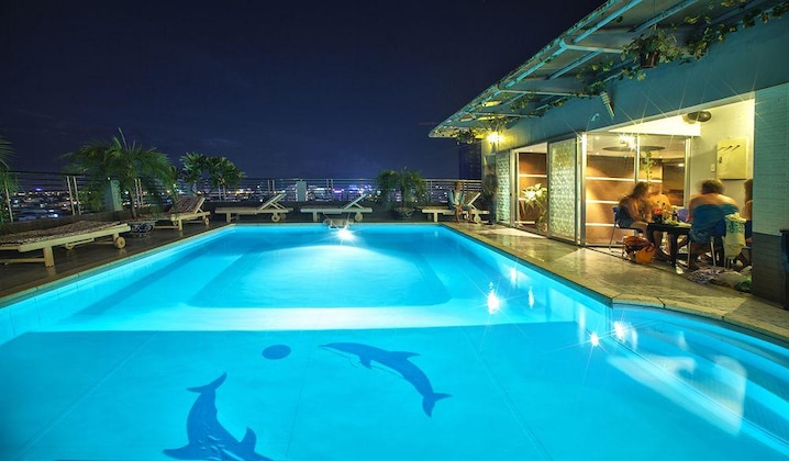 Gallery - The Summer Hotel
