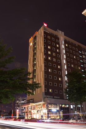Gallery - Ibis Saigon South