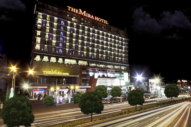 Gallery - The Mira Hotel