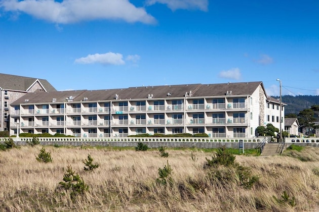 Gallery - Hi-Tide Oceanfront Inn