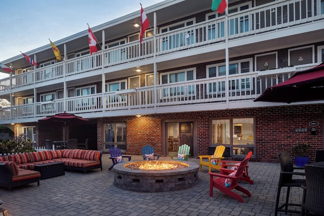 Gallery - Surfside Hotel And Suites